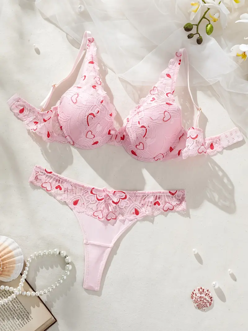 Süßes Gepolstertes Bügel BH Set in Rosa mit Herz Design
