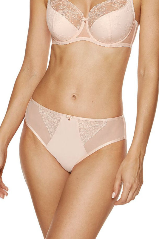 Höschen mit auffälliger Stickerei verziert 206641