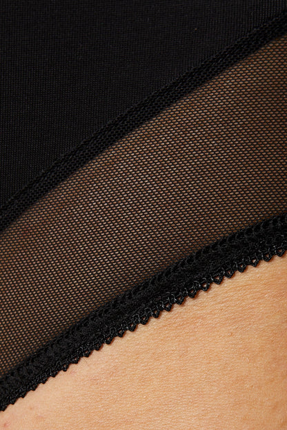 Klassisches Höschen aus Stretch Tüll und Strick 170094